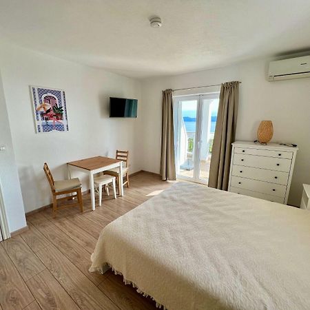 Apartments Via - 250 M From Sea Brela Exterior foto